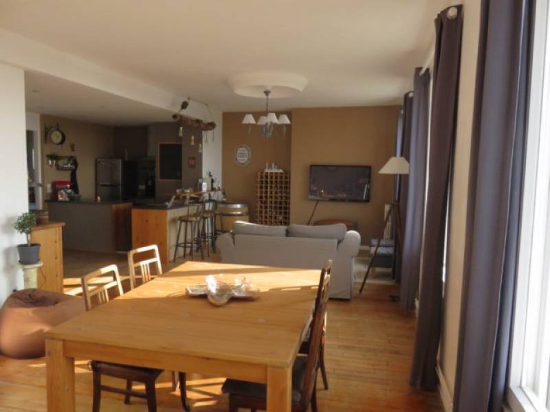 vue mer pour cet appartement au dernier étage