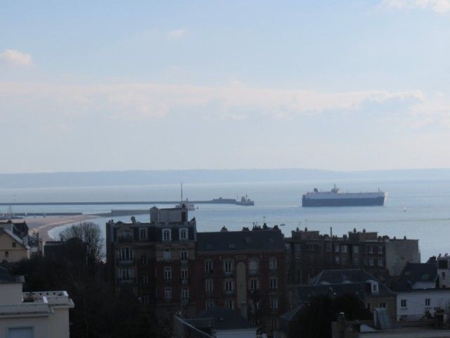 Appartement 5 SAINTE ADRESSE - Proximité Plage Résidence de standing - Dernier étage - Excellent état. 3 chambres. Garage. 