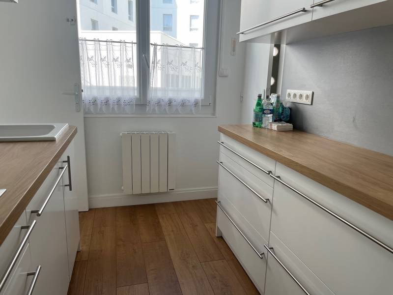 À louer, superbe F2 proche de la mer