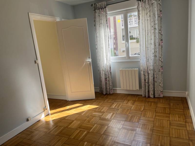 À louer, superbe F2 proche de la mer