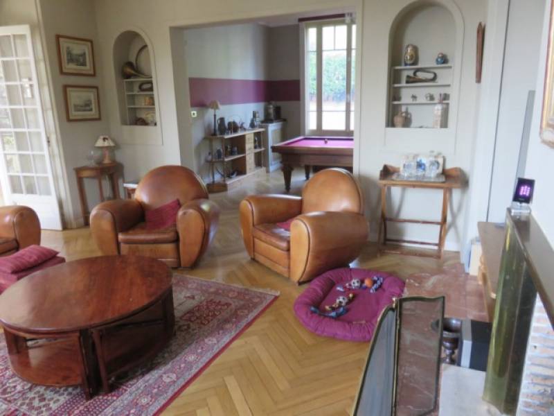 partie séjour maison art déco les ormeaux à vendre