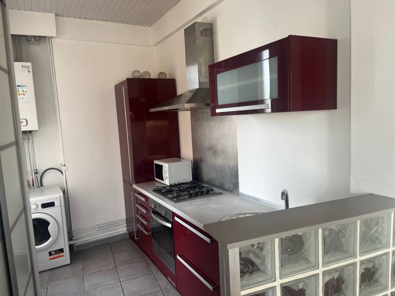 VENDU F3 entre Coty et le Palais de Justice