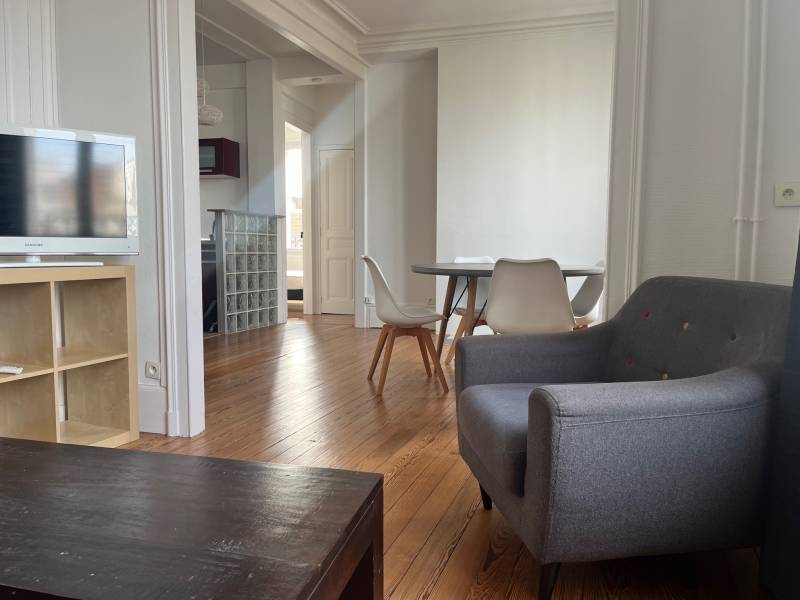 VENDU F3 entre Coty et le Palais de Justice