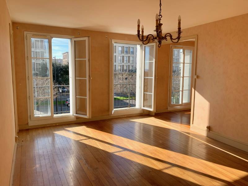 bel appartement F4 à vendre avec balcons 