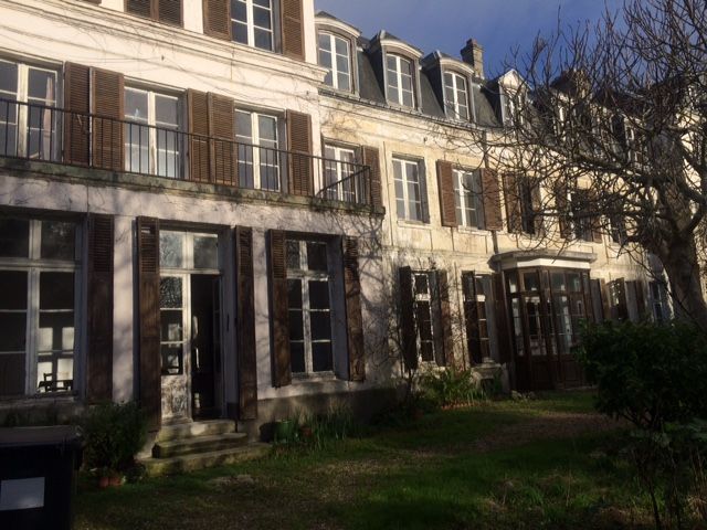 MAISON 10 LE HAVRE LES GOBELINS Grands volumes.