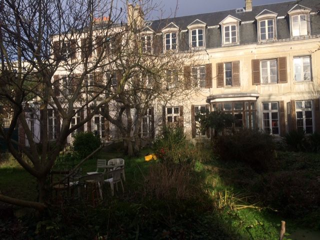 MAISON 10 LE HAVRE LES GOBELINS Grands volumes.