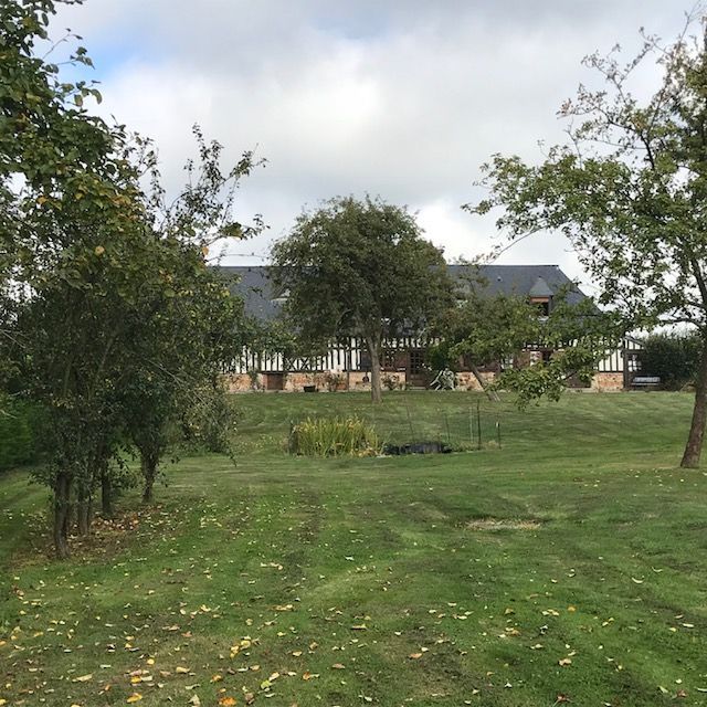 MAISON Proche BREAUTE maison normande à colombages briques et silex