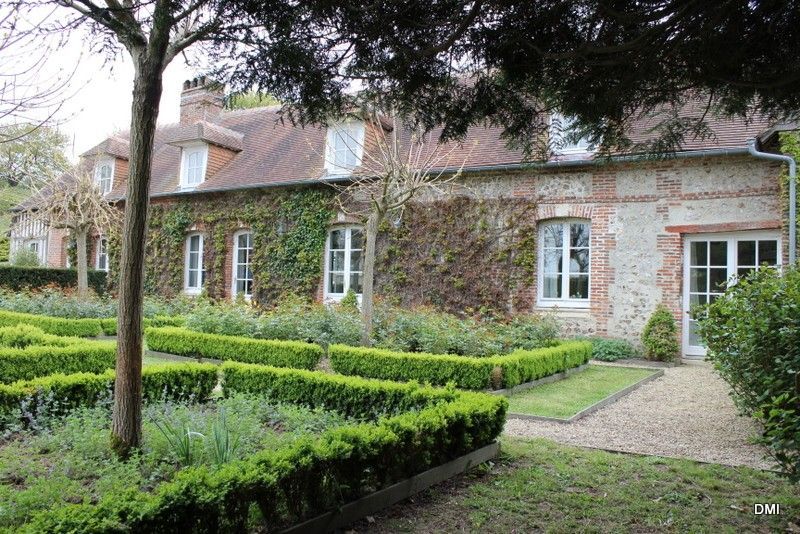 MAISON EXCEPTIONNELLE HONFLEUR  BIEN VENDU