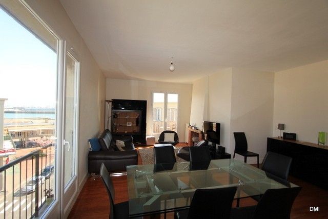 Appartement 5 PROX. CATHEDRALE NOTRE DAME CE BIEN N'EST PLUS A VENDRE
