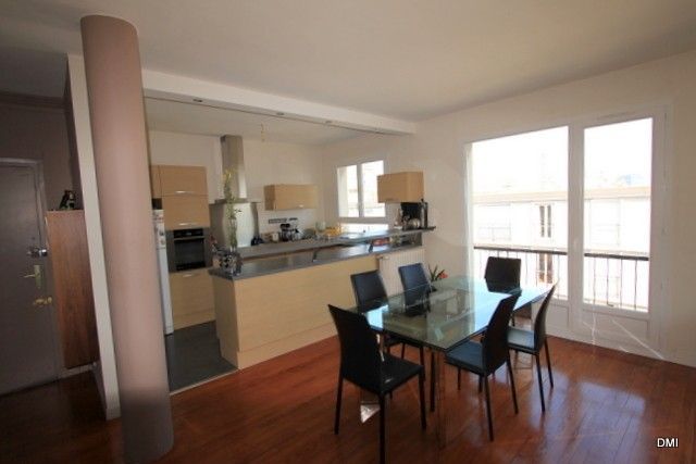 Appartement 5 PROX. CATHEDRALE NOTRE DAME CE BIEN N'EST PLUS A VENDRE